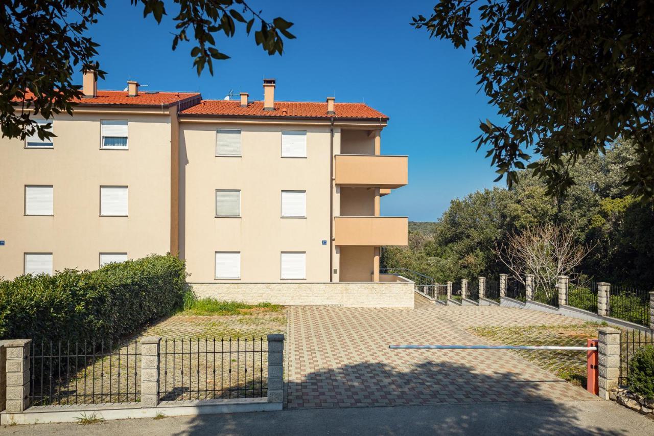 Seaside Apartment Lara Banjole Kültér fotó